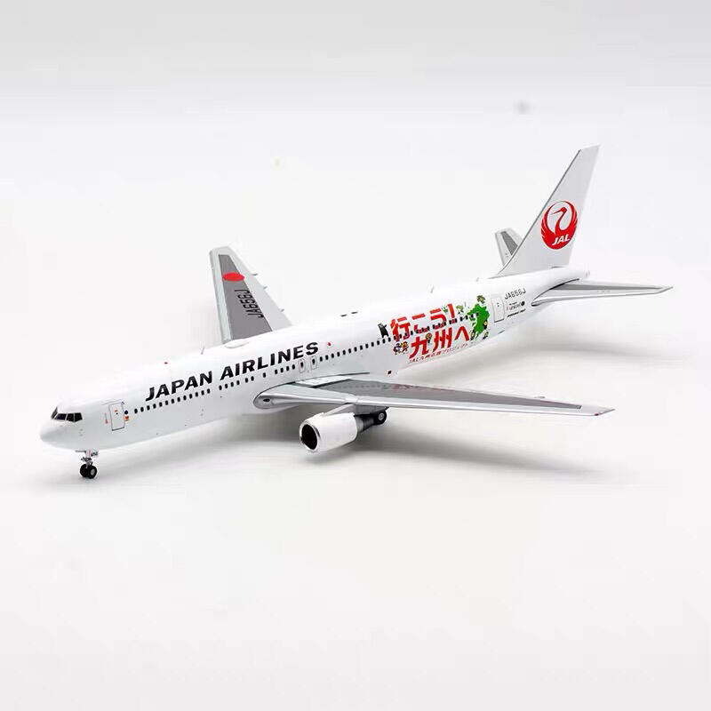 jcwings BOEING 767-300ER 1/400 ドラえもん