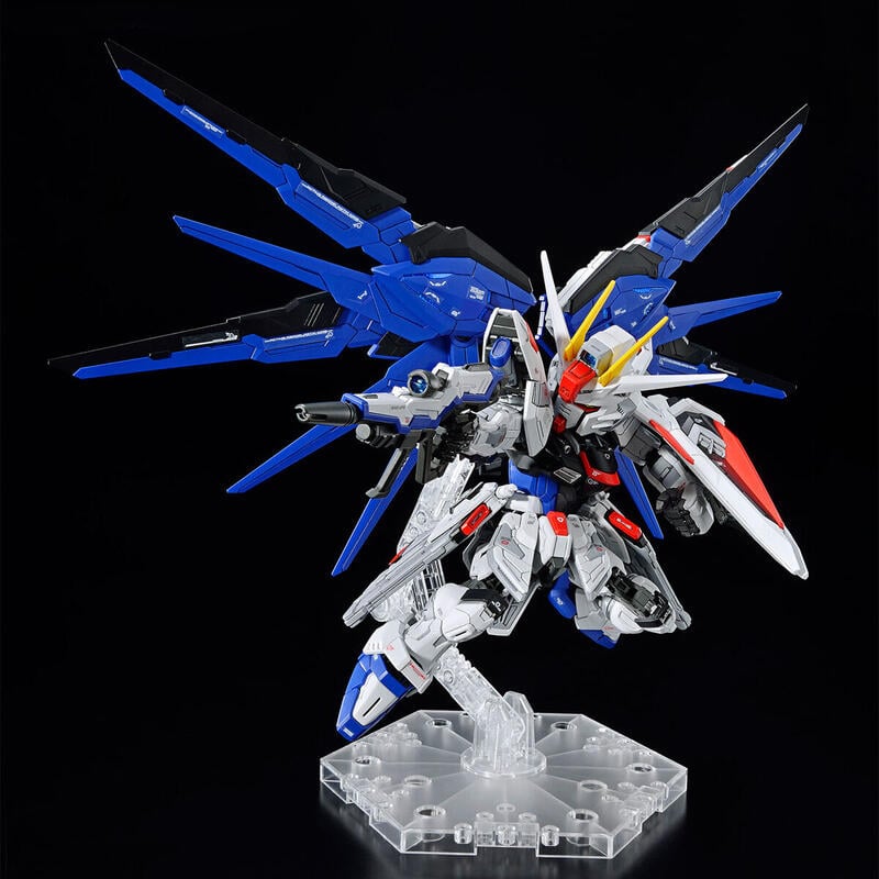 【鋼普拉】2023 1月預購 BANDAI 鋼彈SEED MGSD FREEDOM GUNDAM 自由鋼彈 內構骨架