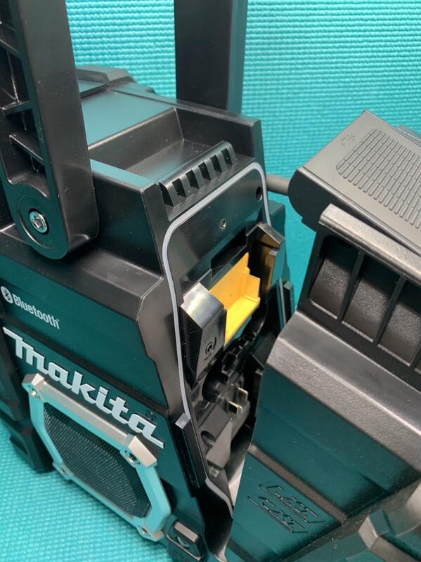 "台中工具老爹" MAKITA 牧田 XRM06B 18V LXT 鋰電無線藍牙收音機 音響 XRM06 附變壓器 露天市集 全台最大
